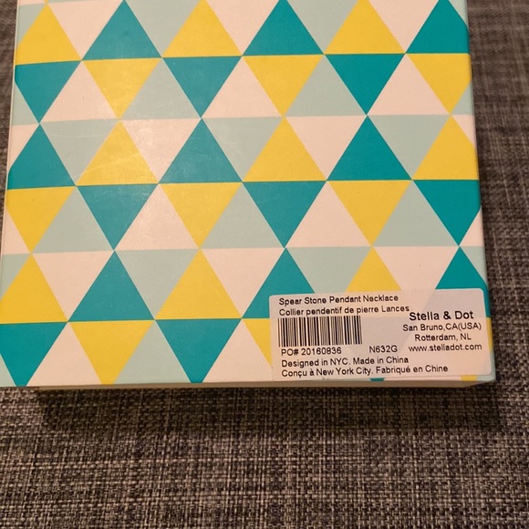 Stella & Dot Spear Stone 3-in-1 Pendant Necklace - Picture 4 of 4